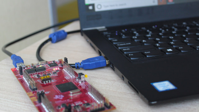 安装用于TI C2000处理器的嵌入式编码器支持包，并金宝app使用硬件支持包部署Simulink模型来闪烁TI F28379D LaunchPad上的板载LED。金宝app