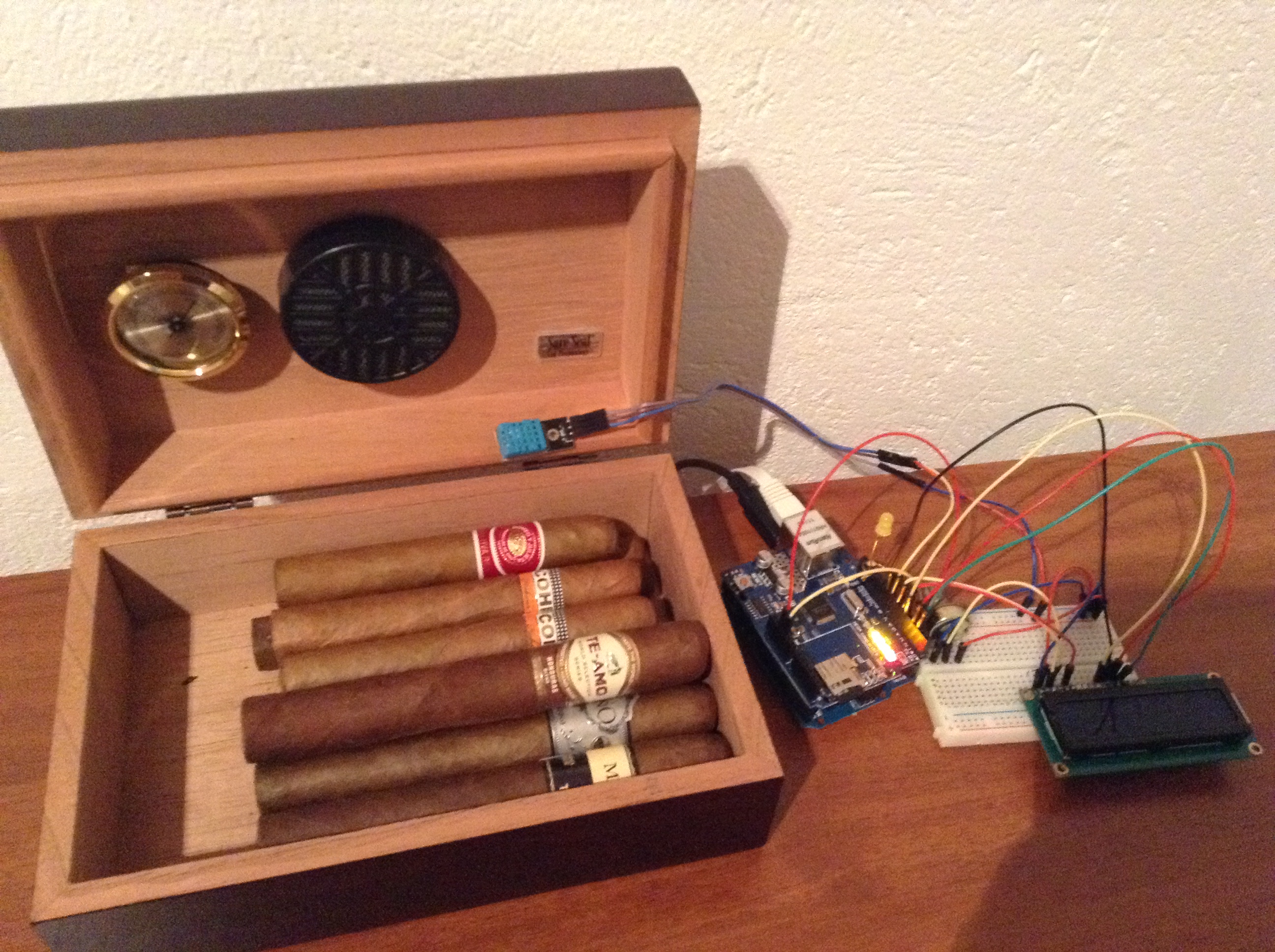 ThingSpeak雪茄雪茄盒IoT
